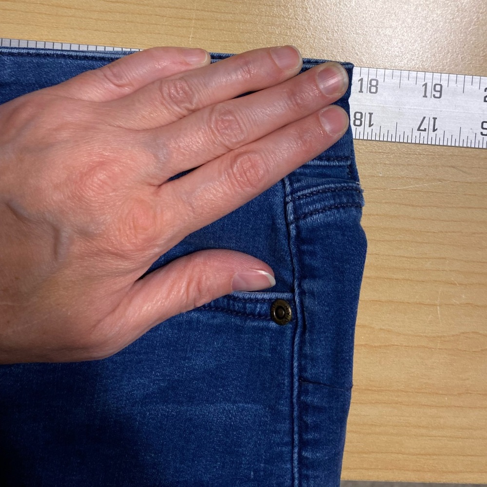 NYDJ Skinny High Waist Rolled Cuff Capri Jeans Chloe Lift Tuck Size 12 - Picture 10 of 14